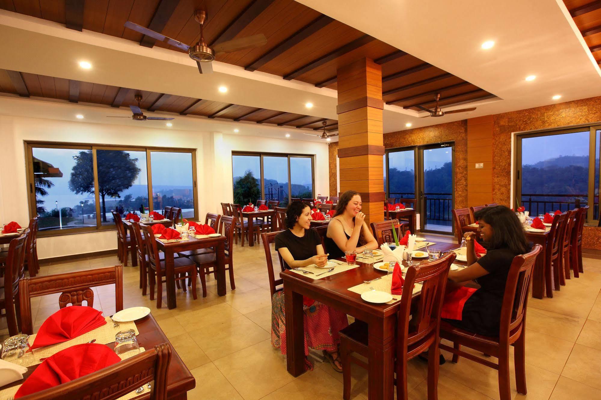 Arayal Resort-A Unit Of Sharoy Resort Tariyod Exteriér fotografie